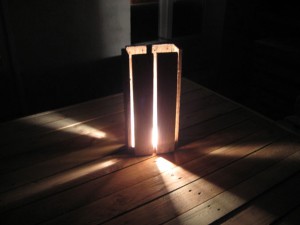 Una lámpara para hacerte con paletas recuperadas